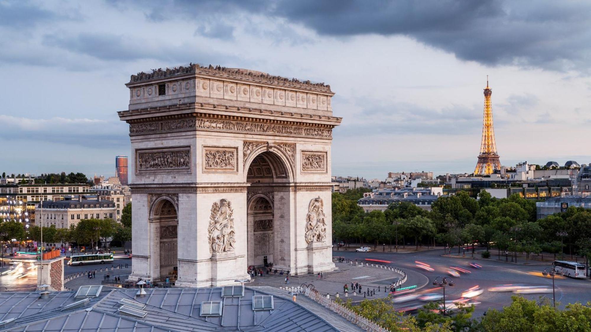 Studio Champs Elysees Tour Eiffel Parijs Buitenkant foto